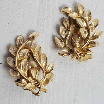 Vintage Estate Clip STATEMENT Earrings Leaf Vine 1.25 Inch - $8.60