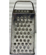 Vintage Metal Cheese Grater Slicer 4 Side Box Rustic Goodcook - $185.88 MXN