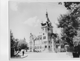 Vintage Original 8x10 Photo WWII European Cathedral Church  - $293.28 MXN