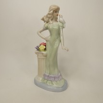 Standing Women in green dress with Bird &amp; Flowers Porcelain Figurine Nice SDJ&amp;6 - £9.62 GBP