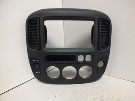 New Oem 2001-2003 Ford Escape Radio Center Bezel 2L8Z-7804302-NAA #126 - £162.35 GBP