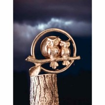 Small dainty golden owl Brooch - £16.61 GBP