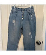 Missguided High-Waisted Distressed Light Wash Jeans - Size US 6 - $365.30 MXN