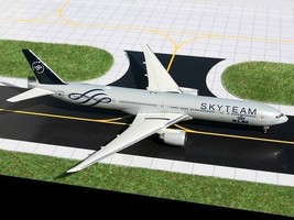 KLM Boeing 777-300ER PH-BVD Skyteam GeminiJets GJKLM985 Scale 1:400 RARE - $89.95