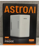 Compact AstroAI Mini Fridge 4L Mini 6 Can Capacity - $737.14 MXN