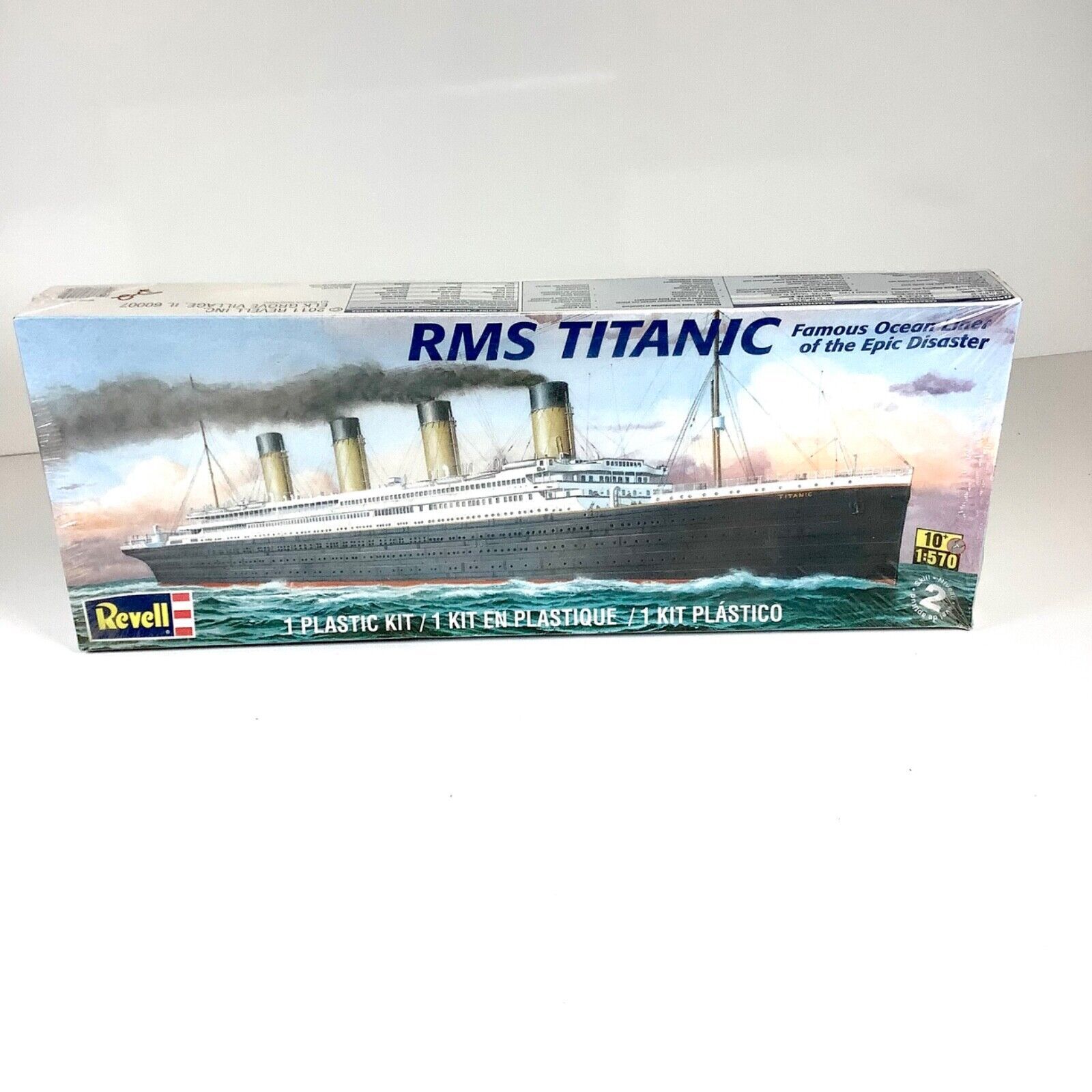 Primary image for Revell RMS TITANIC 1:570 Scale Model Kit New Sealed 2011 Ocean Liner SEALED