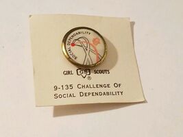 1960&#39;s Girl Scouts 9-135 Social Dependability Challenge Brooch - New-
sh... - $5.20