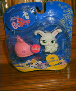 Littlest Pet Shop (I&#39;m Fuzzy!)  White Angora Bunny #515 - $652.88 MXN