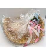 Large flat bottom wicker basket gift Easter basket shabby chic home decor - $61.05 CAD