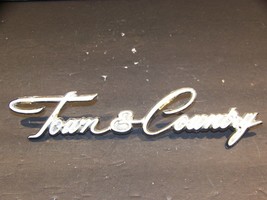 1969 - 1978 Chrysler Town &amp; Country Emblem Oem #2902894 70 71 72 73 74 75 76 77 - £42.52 GBP