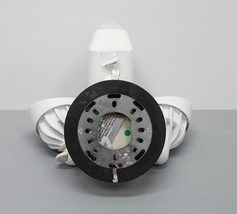 Ring Floodlight Camera Motion-Activated HD Security Camera White 2210C-XYZ image 7