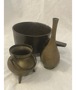 Lot Of Brass And Cast Iron Vintage Pots And Vase  - £20.56 GBP