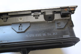 01-04 MERCEDES SLK230 SLK320 DASH CONSOLE AIR VENT RADIO HAZARD SWITCH X1806 image 12