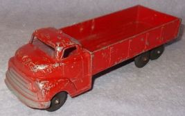 Vintage  Structo Pressed Steel Red Farm Cargo Three Axle Toy Truck - $59.95