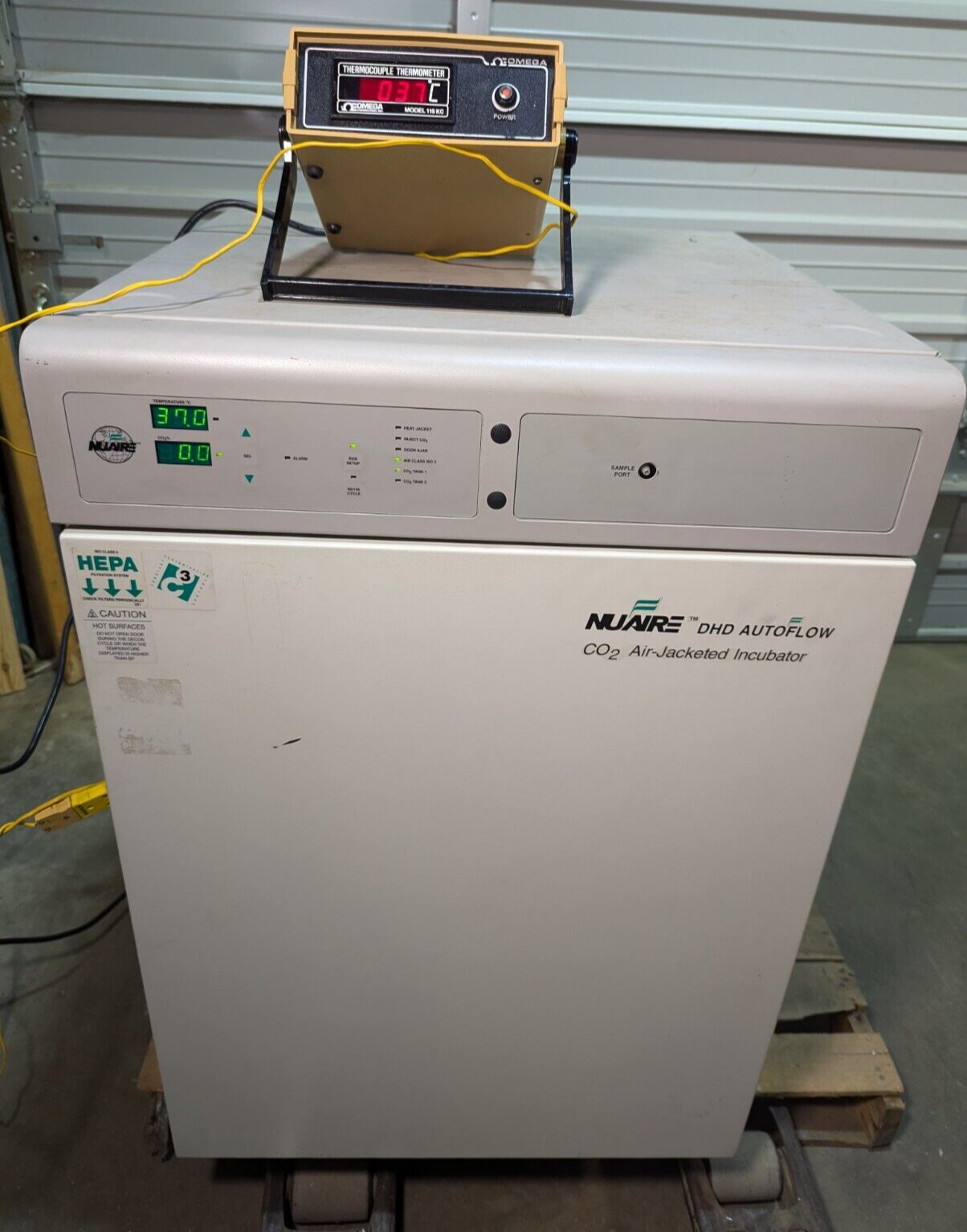 Nuaire NU-5510 DH AutoFlow CO2 Air-Jacketed Incubator Series 2 / TESTED - $1,035.00