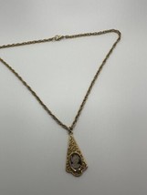 Vintage Gold Tone Cameo Necklace 18 inch - £15.82 GBP