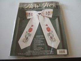 NEW SEALED  JCA Inc BOW TIES FRONT DOOR BOW  SPRINGTIME   LeClair  #08102 - $16.20