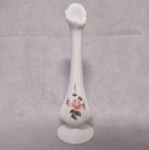 Fenton Swung Vase Pedestal White Handpainted Rose 8 - £29.06 GBP