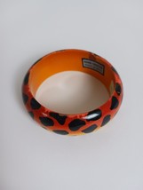 Vintage Handcrafted Wooden Lepard Design Bangle Bracelet 6&quot; Made In India - $168.76 MXN