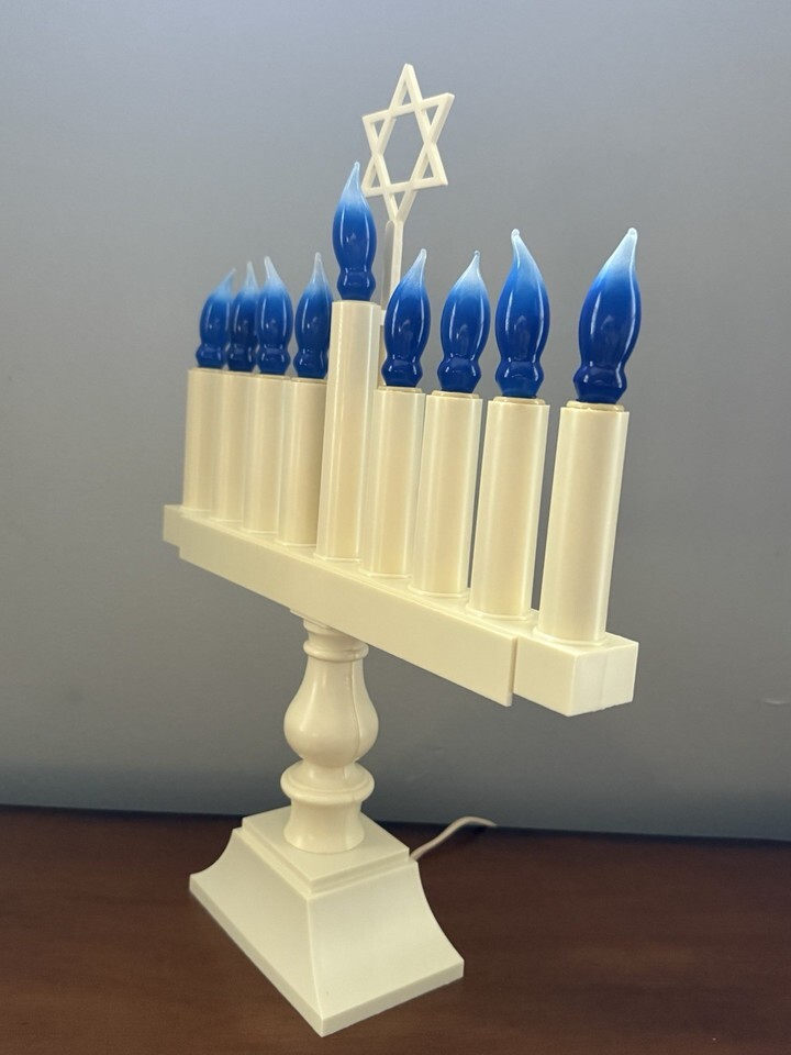 EUC Vintage 1970s Plastic Menorah Candelabra Blue Flame Candle Light 12”Wx16”H Item image 5