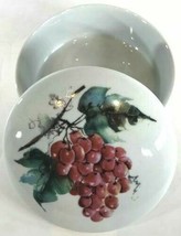 &quot;Gourmet Village&quot; Wine Country Ceramic Brie Baker Cheese Dish With Lid 5&quot; D - £17.13 GBP