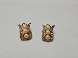 Vintage Gold Tone/Cubic Zirconia/Pearl Costume Jewelry Clip On Earrings - $14.99