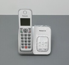 Panasonic KX-TGD832W 6.0 Expandable Cordless Phone image 3