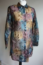 Chico&#39;s 0 (S 4) Silk Floral Embroidered Semi-Sheer Split Hem Tunic Button Top - £23.19 GBP