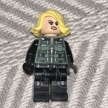 BLACK WIDOW (Blonde Hair) Marvel Super Heroes Lego Minifigure - $7.92