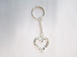 NEW NUGGET HEART SILHOUETTE SILVER PLATED PEWTER METAL KEY RING / KEY CHAIN - $3.99