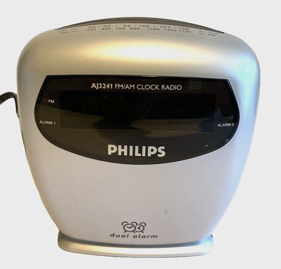 Philips AJ3241 Digital Dual Alarm AM FM Clock Radio, Silver, Works Great! - $12.18