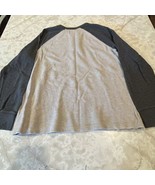 Merona Large Long Sleeve Tee Shirt Grey With Blue Sleeves - £8.74 GBP