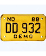 1988 United States North Dakota DEMO Special License Plate DD 932 - $20.35 CAD