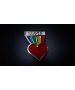 Vintage 1981 SUPER GAY PRIDE RAINBOW HEART PIN 4.6cm BB7 - €20,63 EUR