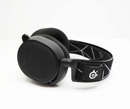 SteelSeries Arctis 9 61484 Wireless Gaming Headset for PC, PS5, and PS4 image 9