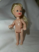 2002 Toy Century 4 1/4&quot; Plastic Girl Doll Collectible Moveable Arms And Legs - £7.59 GBP