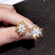 New Fashion Snowflake Stud Earrings for Women Shiny Rhinestone Earrings Gold Col - £10.26 GBP