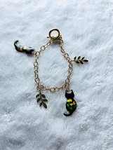 Charm Bracelet, gold tone, cat charm, with toggle closure - £12.93 GBP