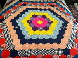 Vintage Hand Quilted Hexagon Full Bedspread Patchwork Quilt 74 x 87 Completed - £427.54 GBP