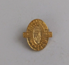 Vintage 1950-1953 &amp; 2000-2003 Korean War Veteran Gold Tone Lapel Hat Pin - £7.26 GBP
