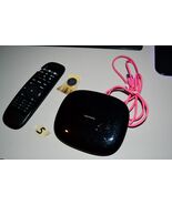 Logitech Harmony Smart Hub Remote (N-R0005) + Hub (O-R0004) With Charger #5 - $79.75 CAD