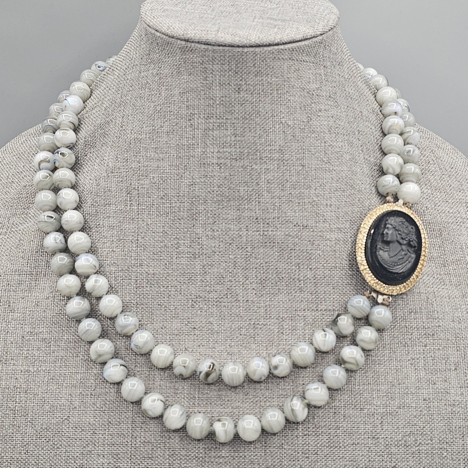 Vtg Double Strand Cameo Brooch Clasp Necklace Gray Banded Agate Hand Kno... - $49.99