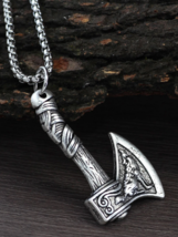 Norse Hatchet Howeling Wolf Necklace - £9.59 GBP