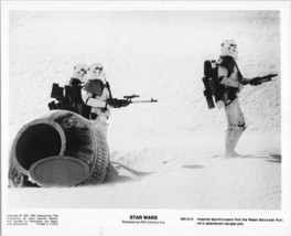 Star Wars 1977 movie 8x10 photo Imperial Stormtroopers find escape pod - £9.40 GBP