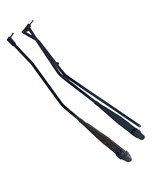 Pair of Windshield Wiper Arms for 1988 Lincoln Town Car - $937.70 MXN