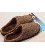 Men&#39;s Isotoner Slippers - XL Sizes 11-12 - Dark Chocolate - NEW - $316.69 MXN