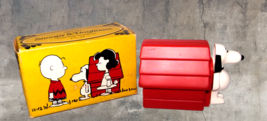 Vintage 1969 Avon Peanuts Snoopy &amp; Doghouse Non-Tear Shampoo - £7.00 GBP