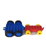 Lego Duplo Trailers 4x6 Blue and Red Parts - $12.88