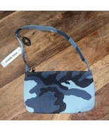 Vintage Steve Madden Blue Camo Blue Shoulder Purse  - $280.82 MXN