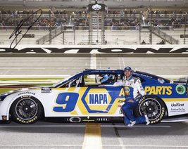 Autographed 2022 Chase Elliott #9 Napa Racing Daytona 500 Pit Road (Next Gen Car - £71.69 GBP